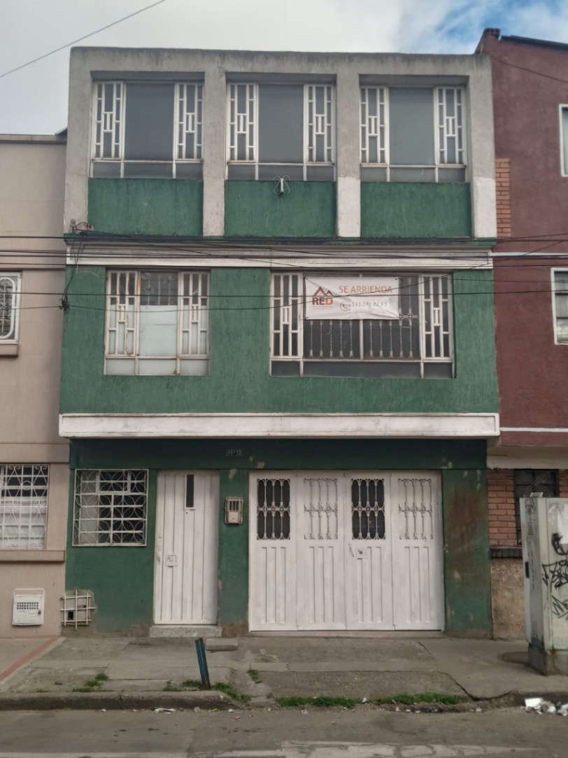 Cra. 69q #74b-1, Bogotá, Colombia